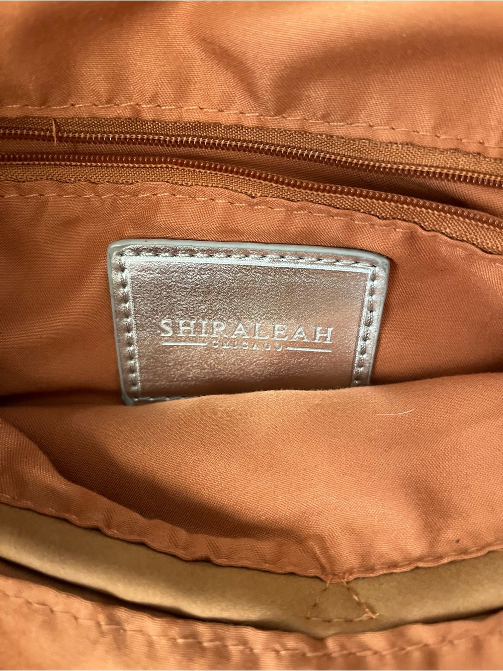 Shiraleah Vegan Leather Tote Gray/Tan - Picture 4 of 5
